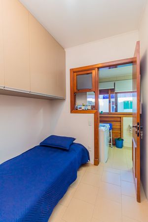 Image 32 - 243384