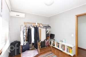 Image 19 - 243630