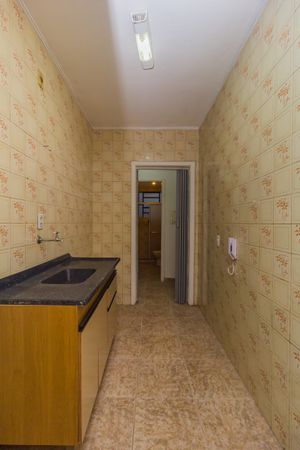 Image 12 - 243658