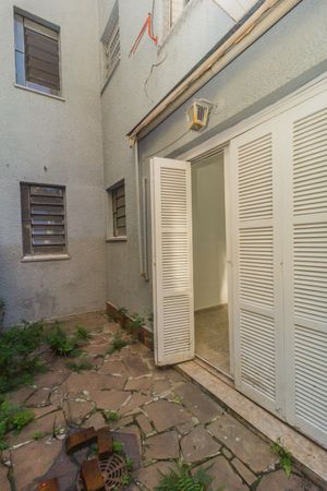 Image 17 - 243658
