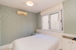 Image 15 - 243660