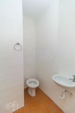 Image 19 - 243714
