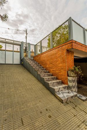 Image 58 - 243737