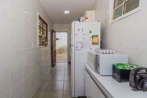 Image 9 - 243746