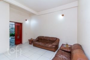 Image 23 - 243894
