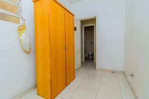 Image 42 - 243913