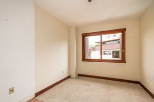 Image 34 - 2440
