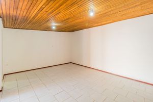 Image 31 - 244186