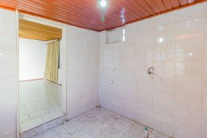Image 35 - 244186