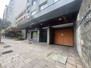 Image 25 - 244196