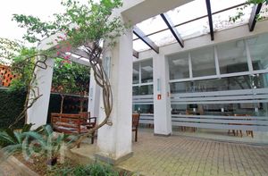 Image 47 - 244200