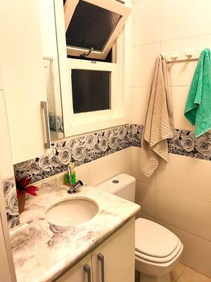 Image 35 - 244236