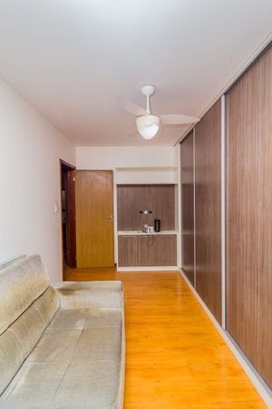 Image 15 - 244239