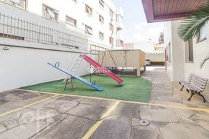 Image 17 - 244285