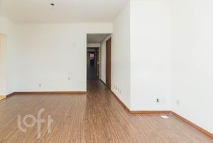 Image 3 - 244285