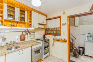 Image 34 - 244303