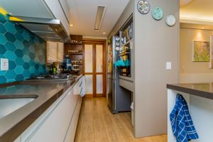 Image 21 - 244321