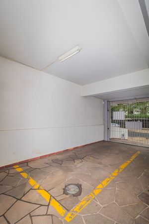 Image 28 - 244383