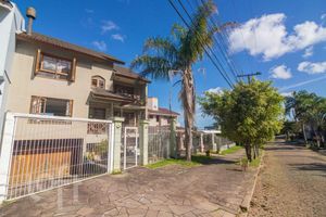 Image 63 - 244401