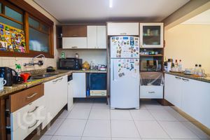 Image 26 - 244401