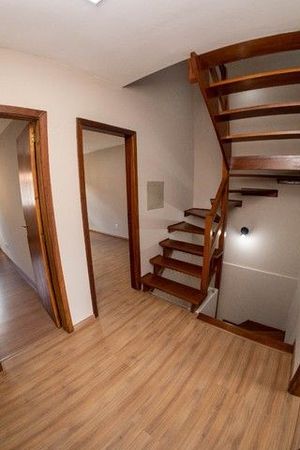 Image 9 - 244458