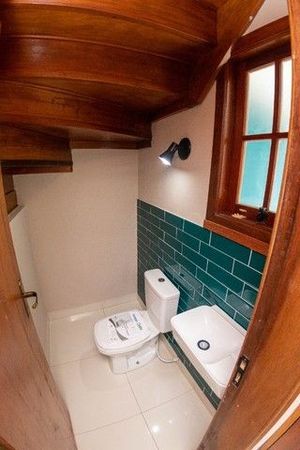 Image 8 - 244458