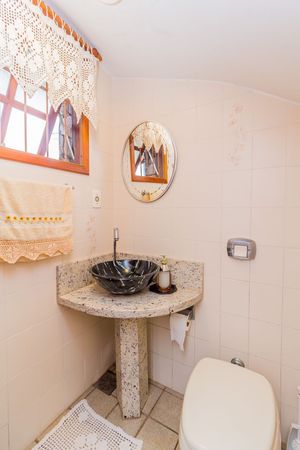 Image 33 - 244577