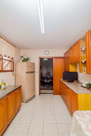 Image 28 - 244577