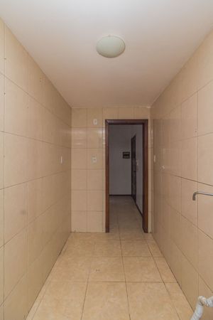 Image 19 - 244578
