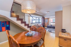 Image 4 - 244582