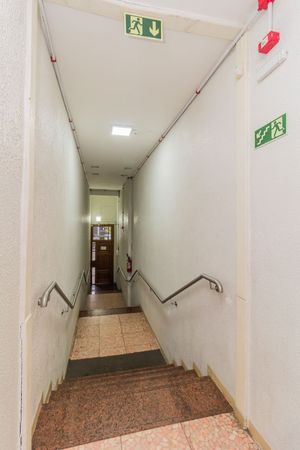 Image 25 - 244584