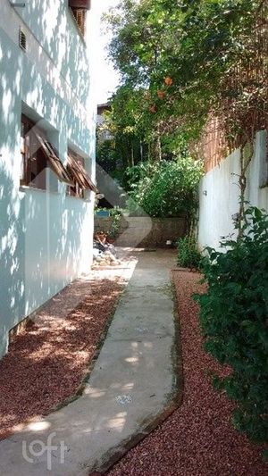 Image 23 - 244710