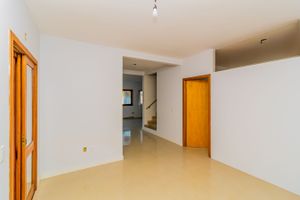 Image 7 - 244824