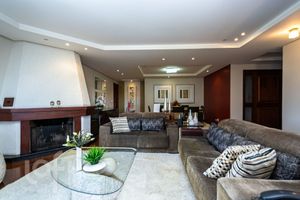 Image 4 - 244843