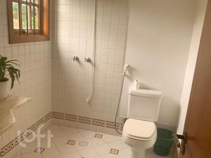 Image 9 - 244850