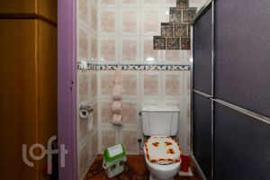 Image 19 - 244882