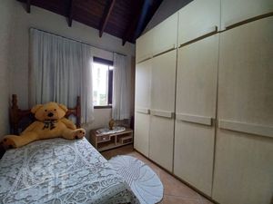 Image 21 - 244888