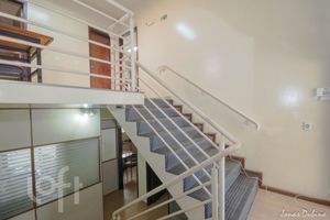 Image 3 - 245001