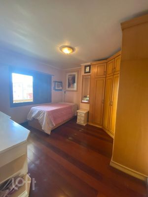 Image 17 - 245043