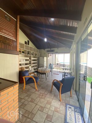 Image 27 - 245043