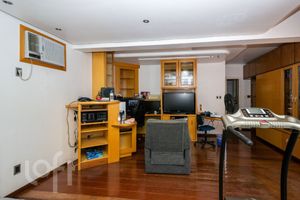 Image 15 - 245046