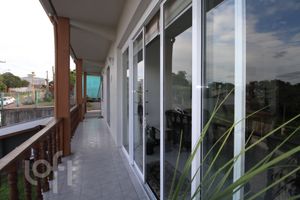 Image 2 - 245169