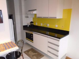 Image 4 - 245378