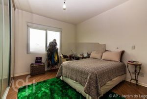 Image 13 - 245459