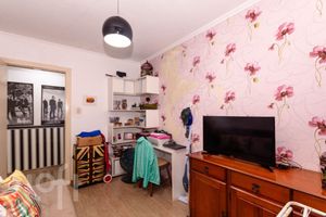 Image 10 - 245646
