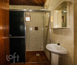 Image 8 - 245725
