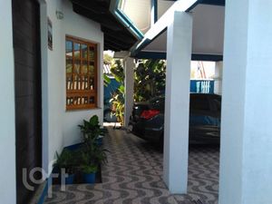 Image 40 - 245739