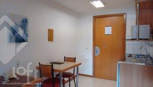 Image 3 - 245747