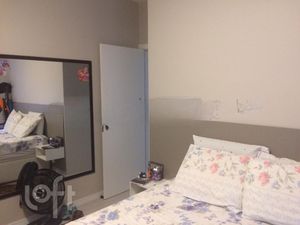 Image 8 - 245749