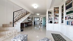 Image 3 - 245761